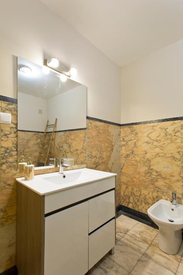 Music House Apartment Porto Buitenkant foto